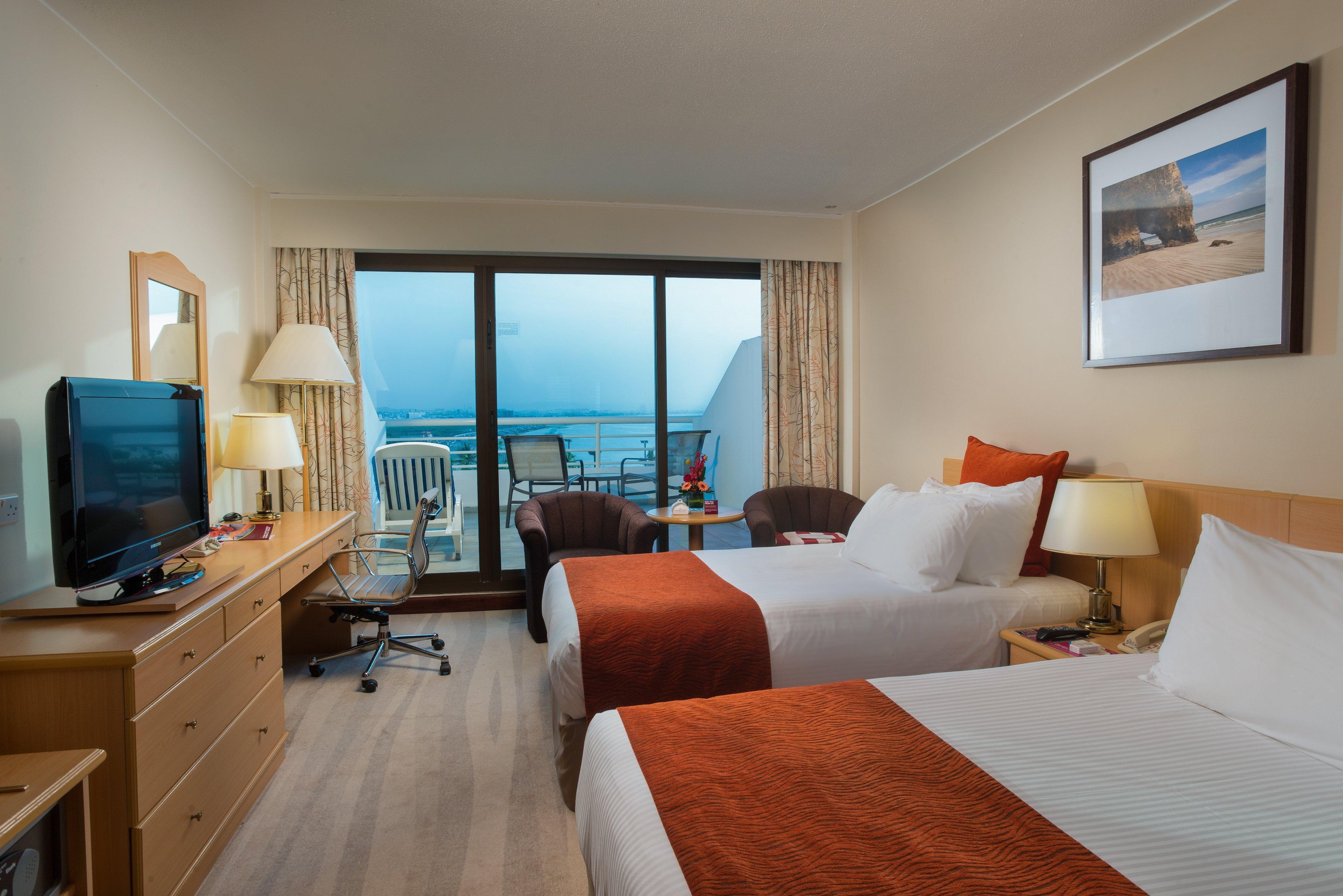 Hotel Crowne Plaza Muscat By Ihg Esterno foto