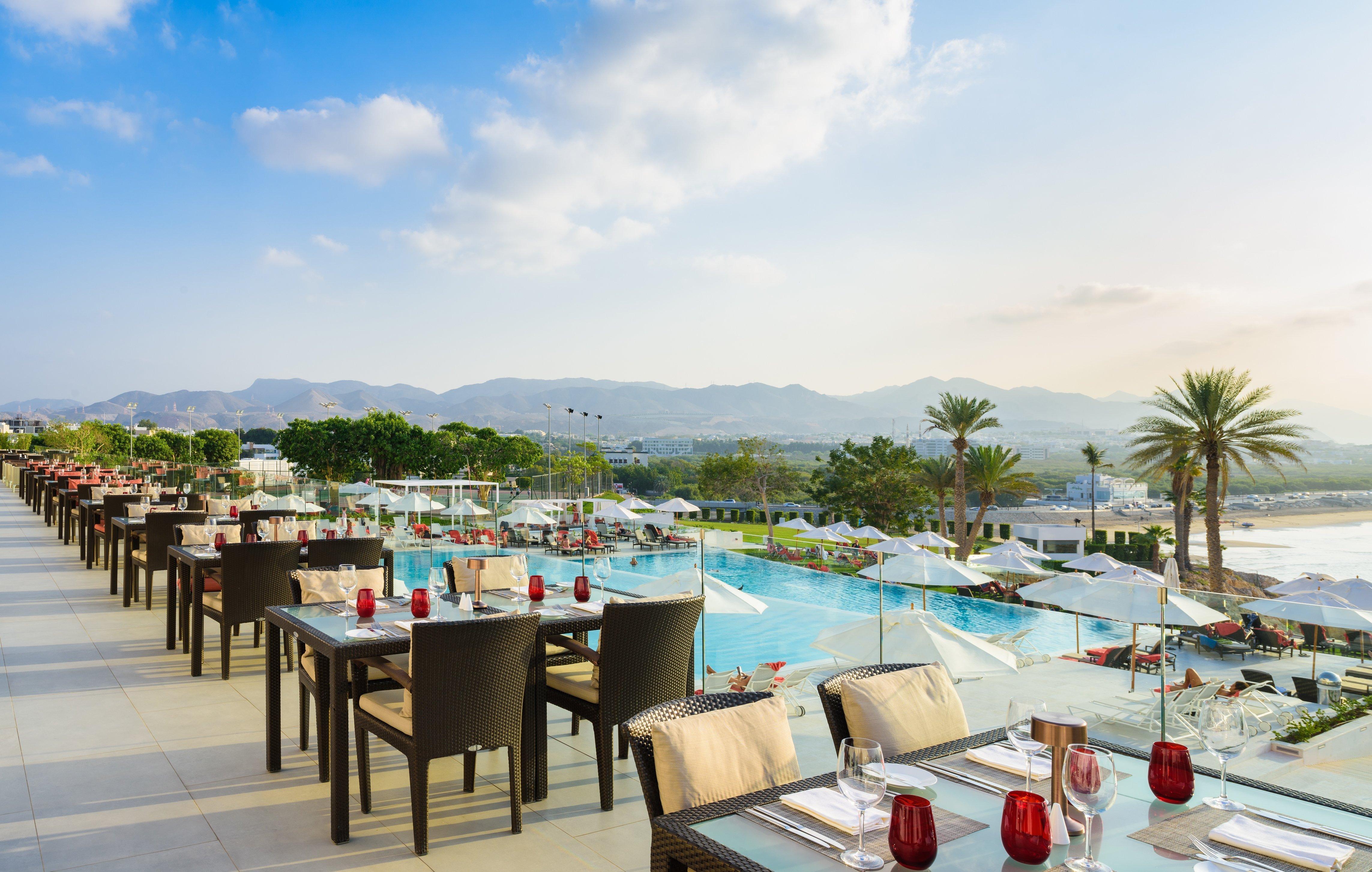 Hotel Crowne Plaza Muscat By Ihg Esterno foto