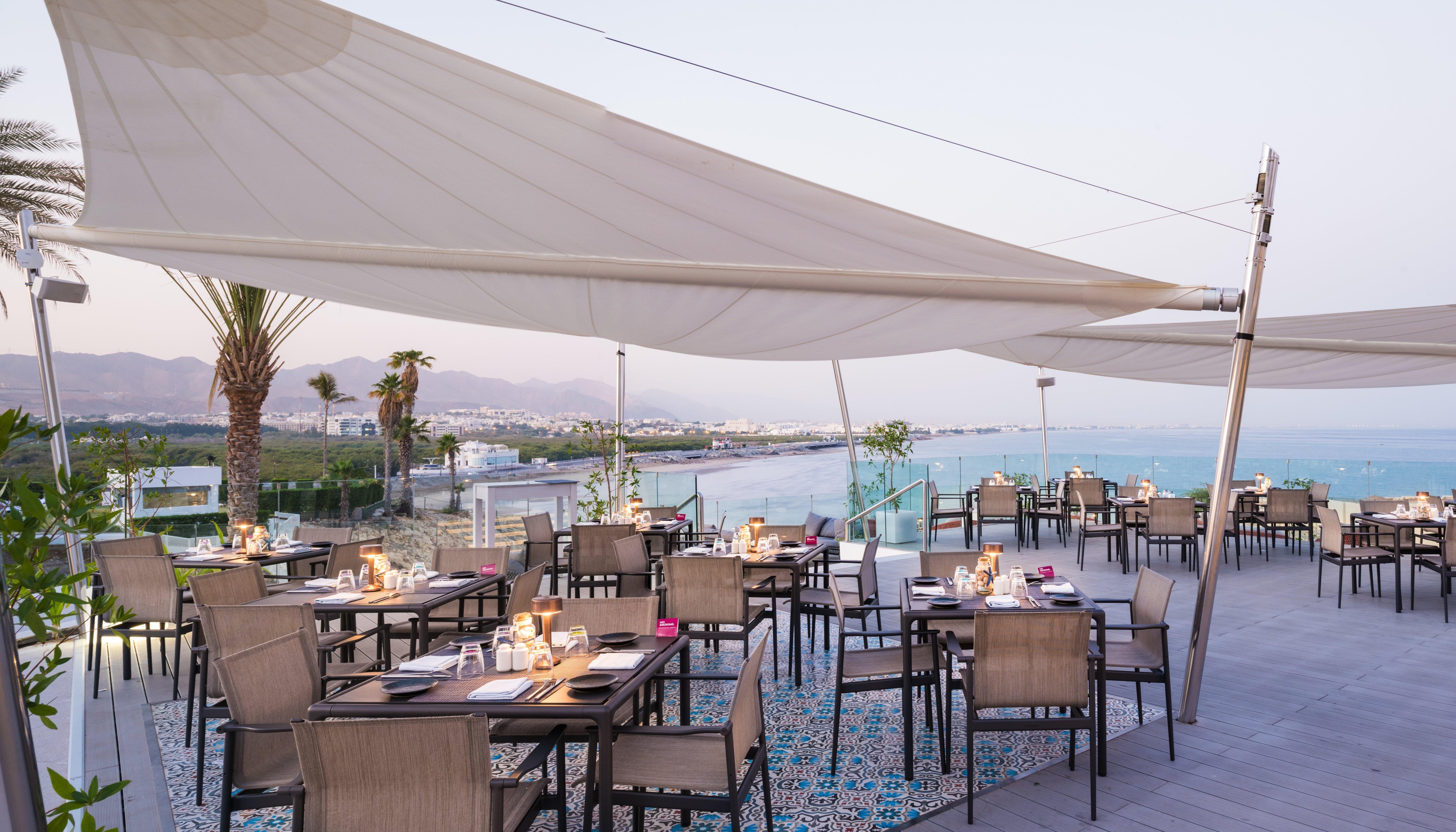 Hotel Crowne Plaza Muscat By Ihg Esterno foto