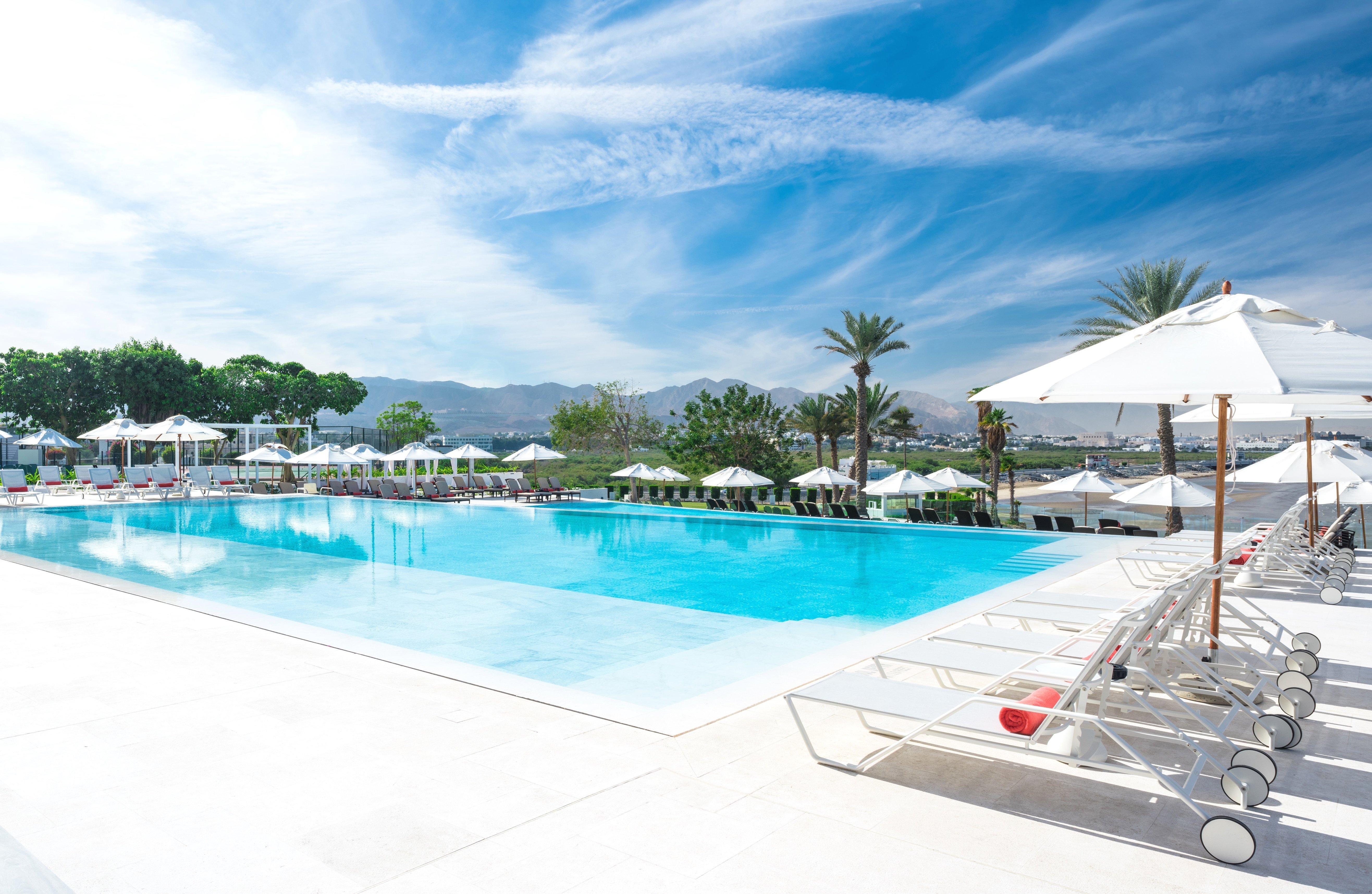Hotel Crowne Plaza Muscat By Ihg Esterno foto